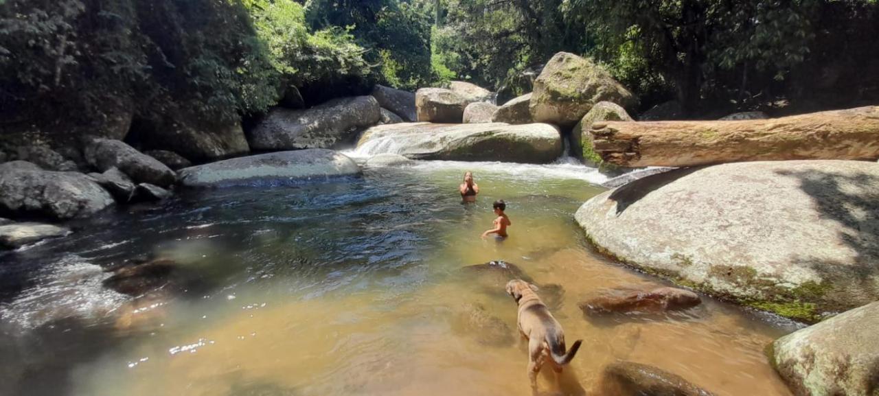 Aproveite a natureza casa com cachoeira Araquari Exterior foto